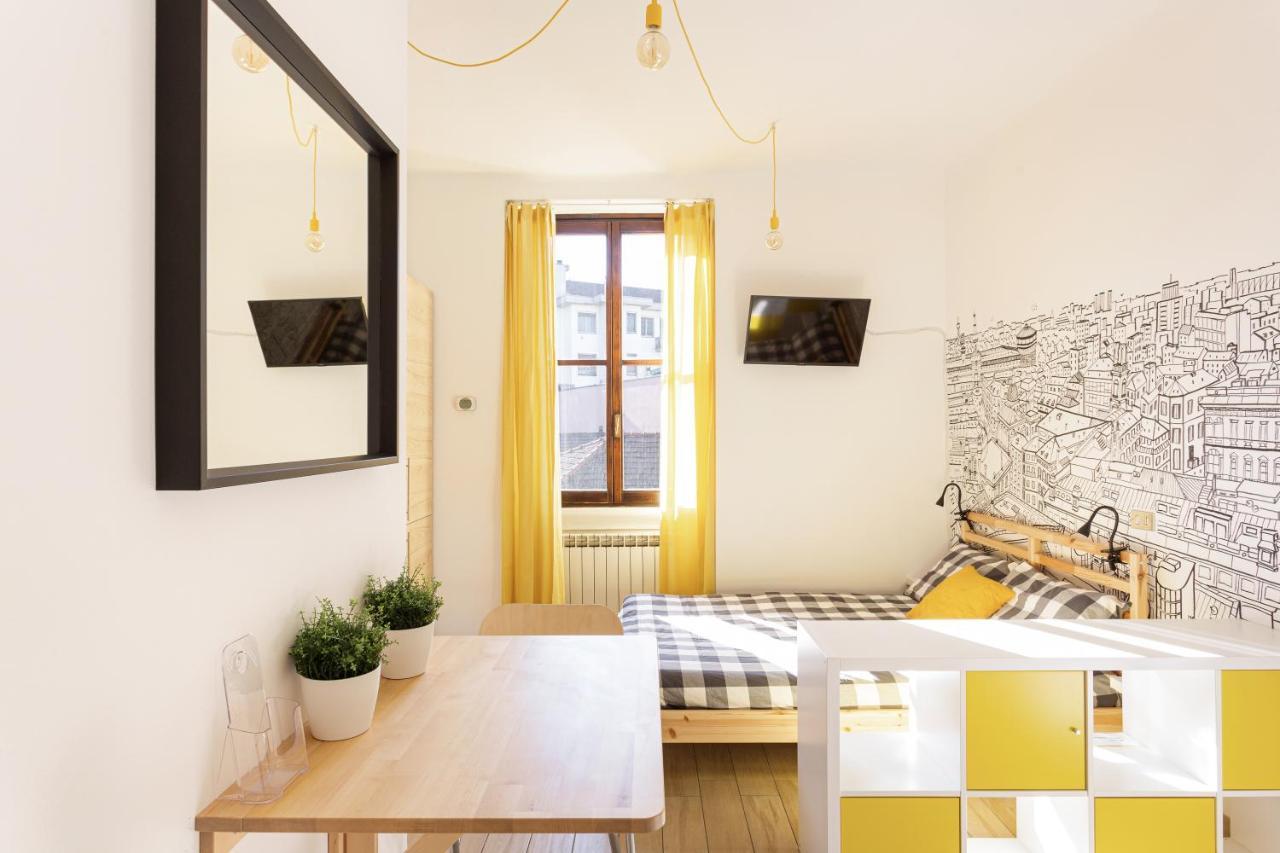 A Yellow Touch - Modern Studio In Isola Milano Ngoại thất bức ảnh
